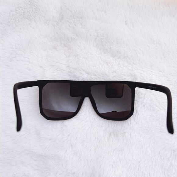 Kira Mirrored Matte Black Sunglasses - Picture 9 of 12